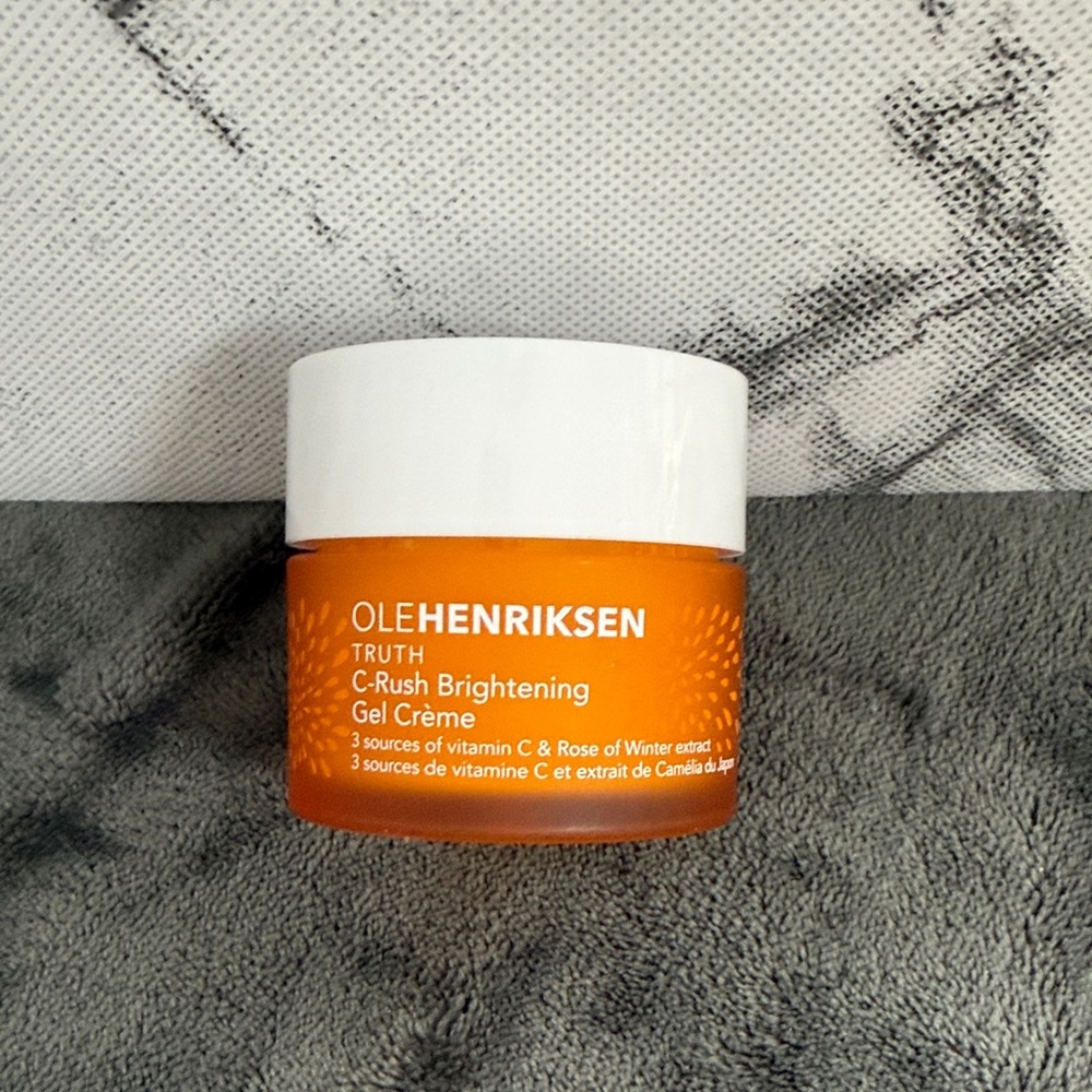 *NEW*1.2oz* Ole Henriksen Truth C-Rush Brightening Gel Crème